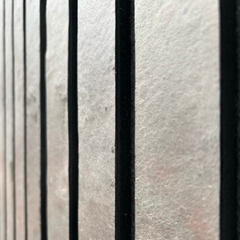 VIENNA HESSONITE Slim Stone Louver Veneer Panel