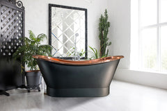 Copper bathtub Copper in black out 